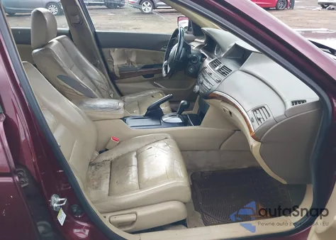 2010 Honda Accord 2.4 Ex-L z USA, uszkodzony, nr VIN 1HGCP2F84AA031492